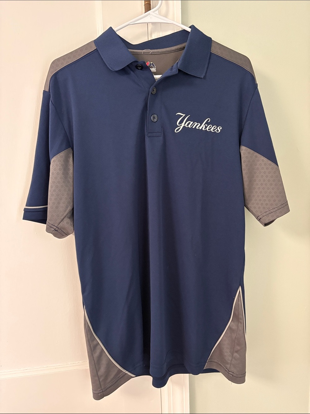 Majestic New York Yankees Men's Navy Gray Polo Performance Shirt Medium Baseball